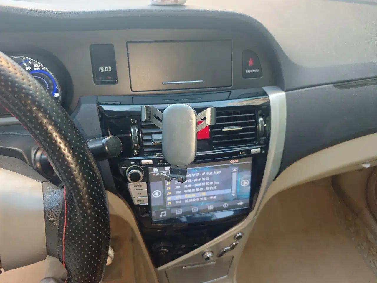 Great Wall C30 2013 1.5L Manual Comfort Model — миниатюра 13