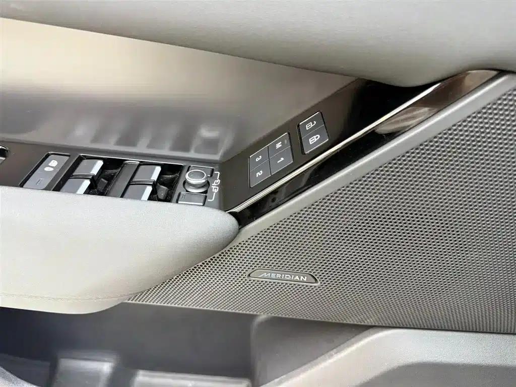 Range Rover Velar 2024 Dynamic SE — миниатюра 15