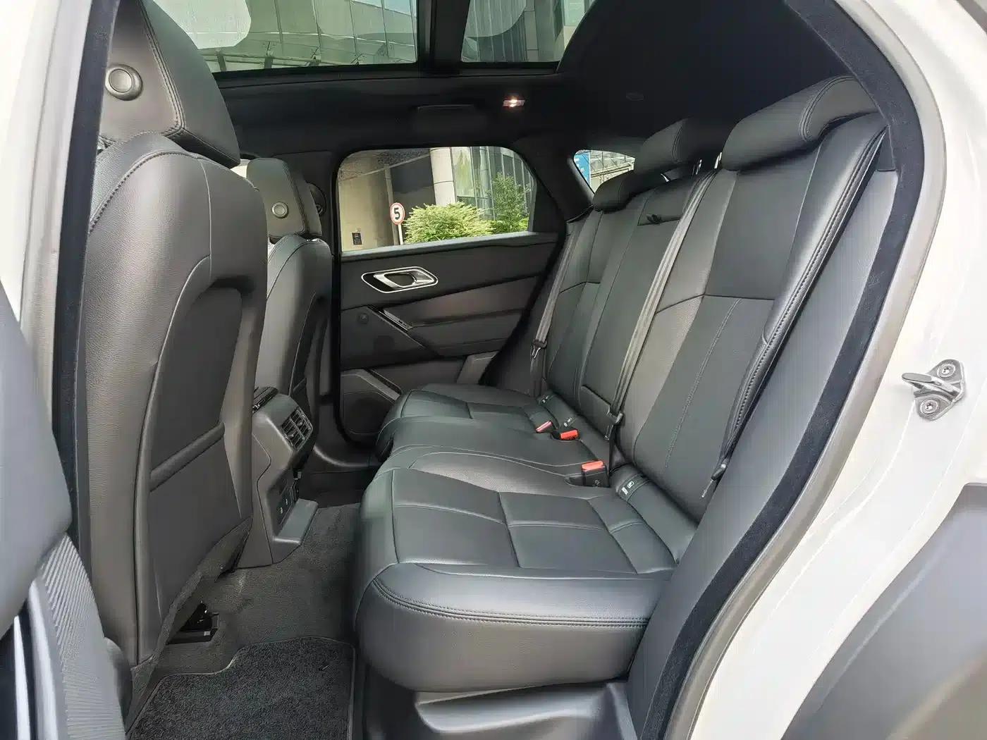 Range Rover Velar 2026 250PS Dynamic SE — миниатюра 11