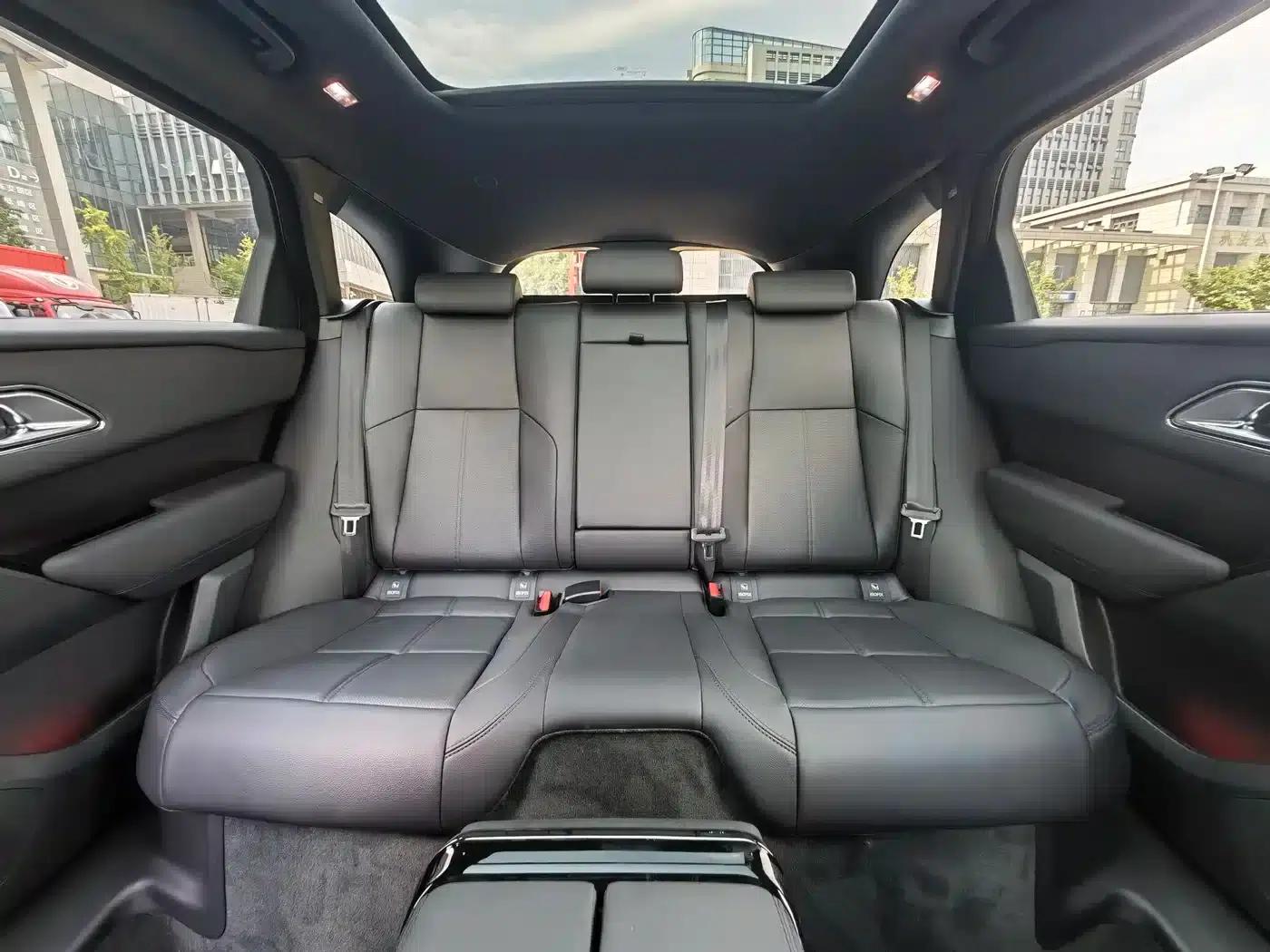 Range Rover Velar 2026 250PS Dynamic SE — миниатюра 12