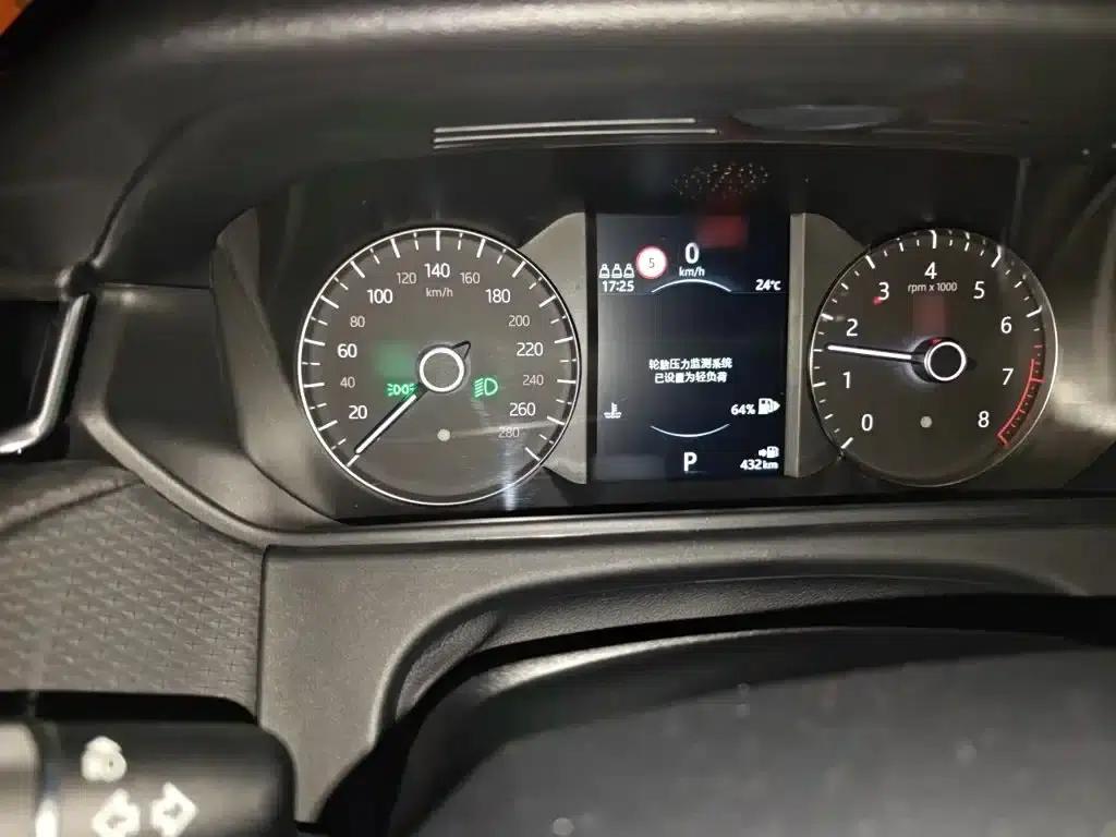 Range Rover Velar 2020 P340 R-DYNAMIC S — миниатюра 4
