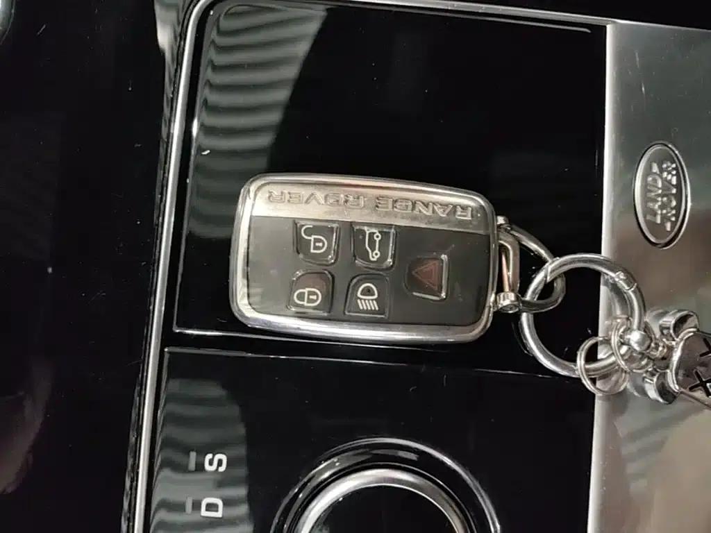 Range Rover Velar 2020 P340 R-DYNAMIC S — миниатюра 17