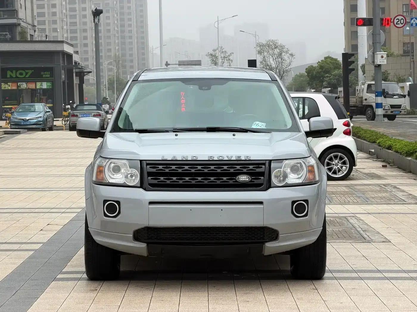 Freelander 2 2012 2.0T Si4 SE Petrol Version — миниатюра 2