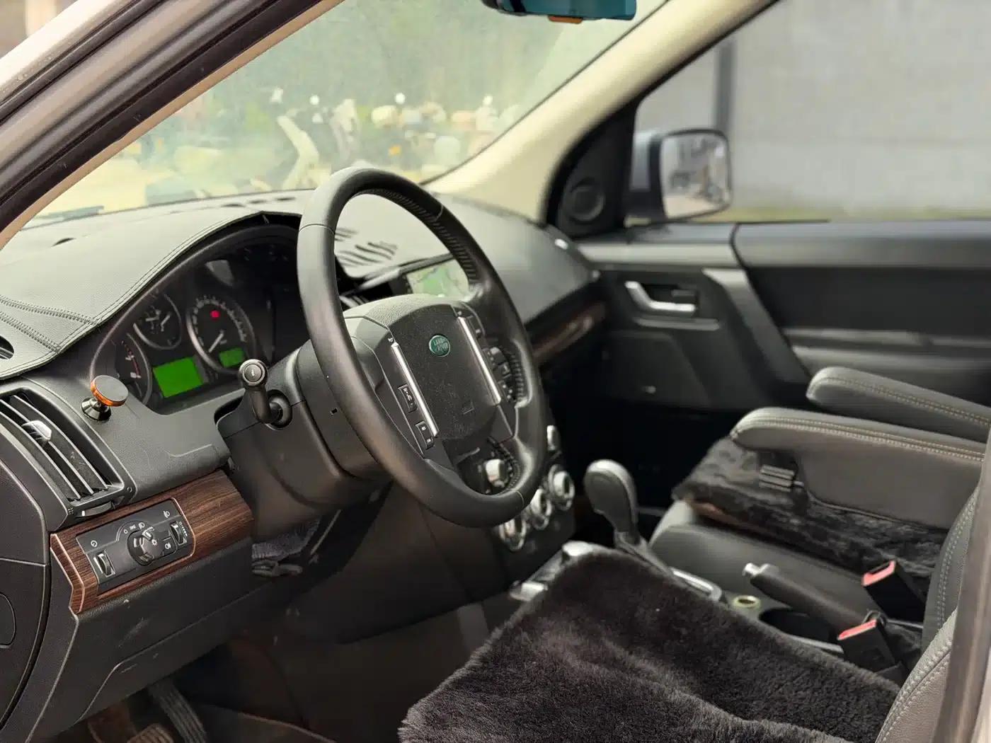 Freelander 2 2012 2.0T Si4 SE Petrol Version — миниатюра 5