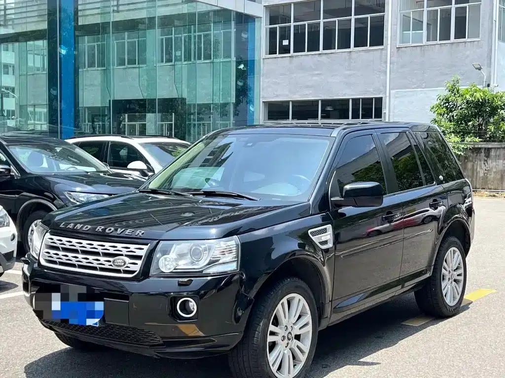 Freelander 2 2013 2.0T Si4 SE Petrol Version — миниатюра 1