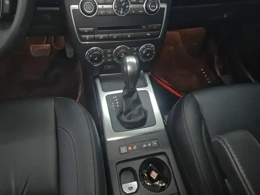 Freelander 2 2014 2.0T Si4 HSE Petrol Version — миниатюра 14
