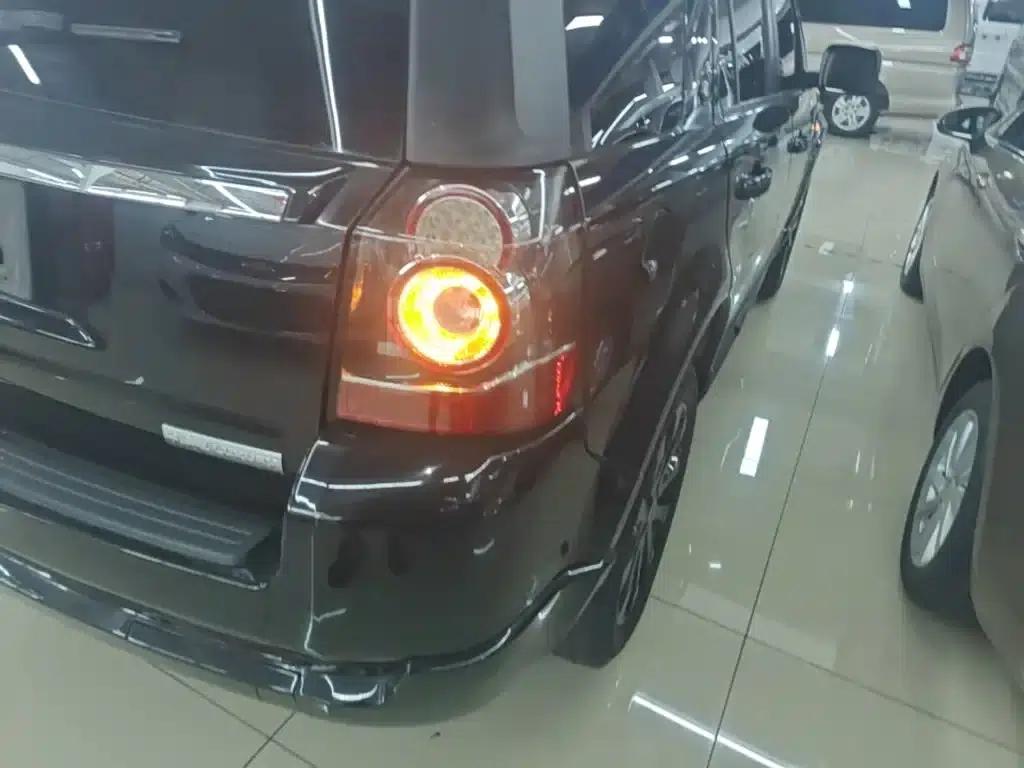 Freelander 2 2014 2.0T Si4 HSE Petrol Version — миниатюра 8