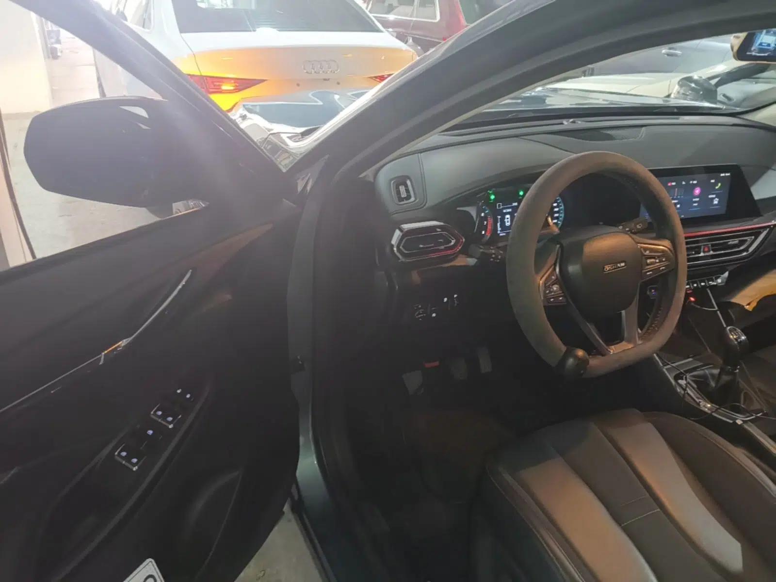 CHANGAN OSHAN X5 2021 Revised Version 1.6L Manual Luxury Edition — миниатюра 18