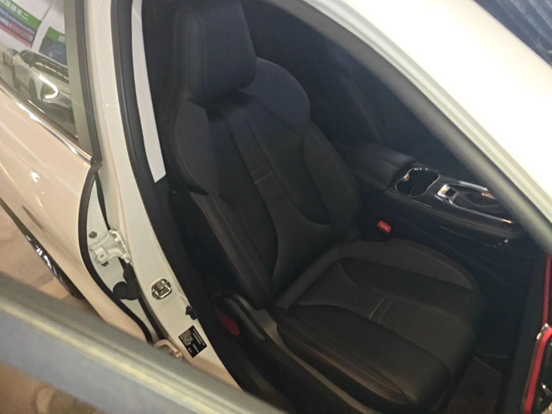 CHANGAN OSHAN X5 2021 1.5T DCT Luxury Edition — миниатюра 19