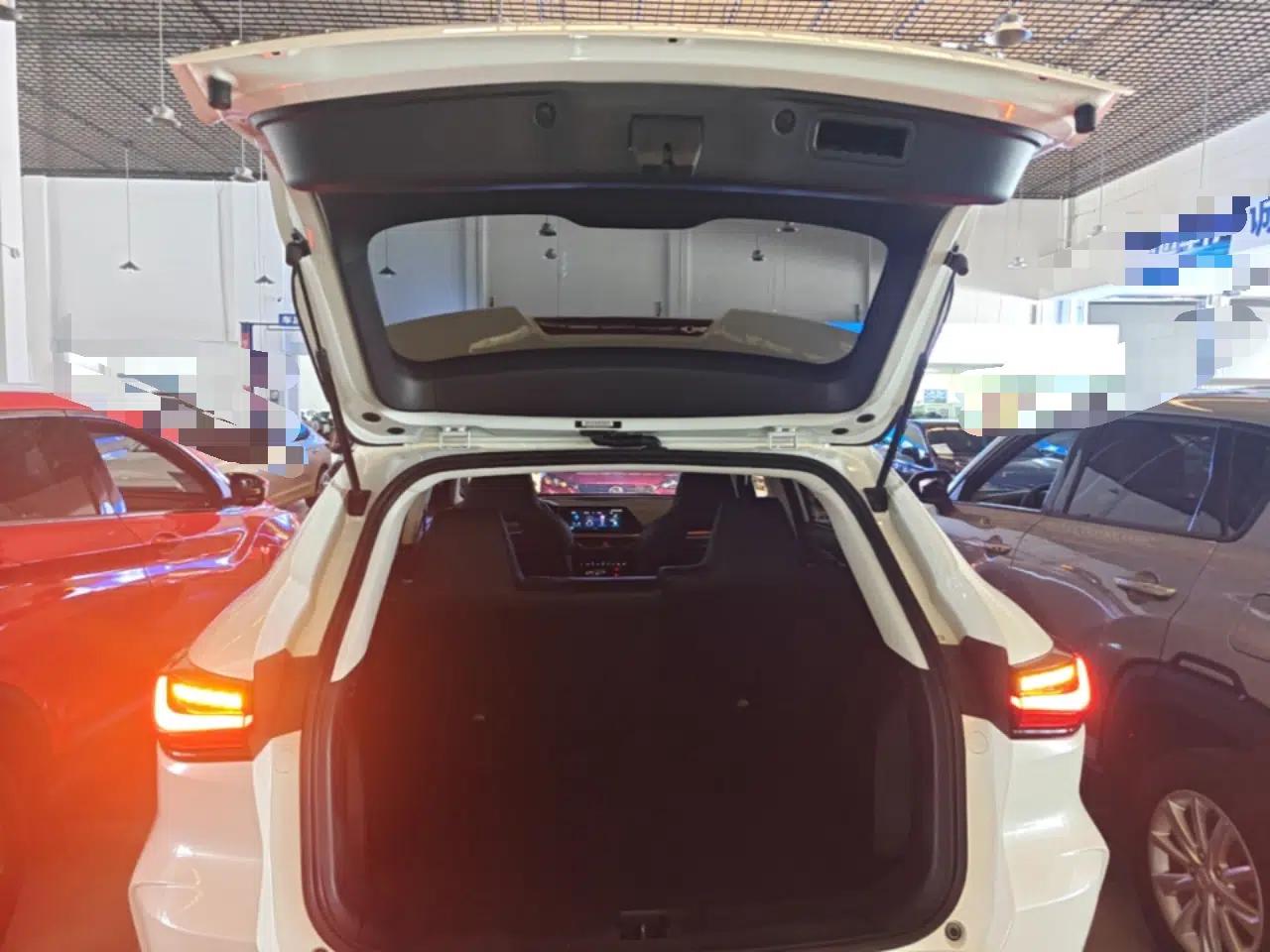 CHANGAN OSHAN X5 2021 1.5T DCT Luxury Edition — миниатюра 22