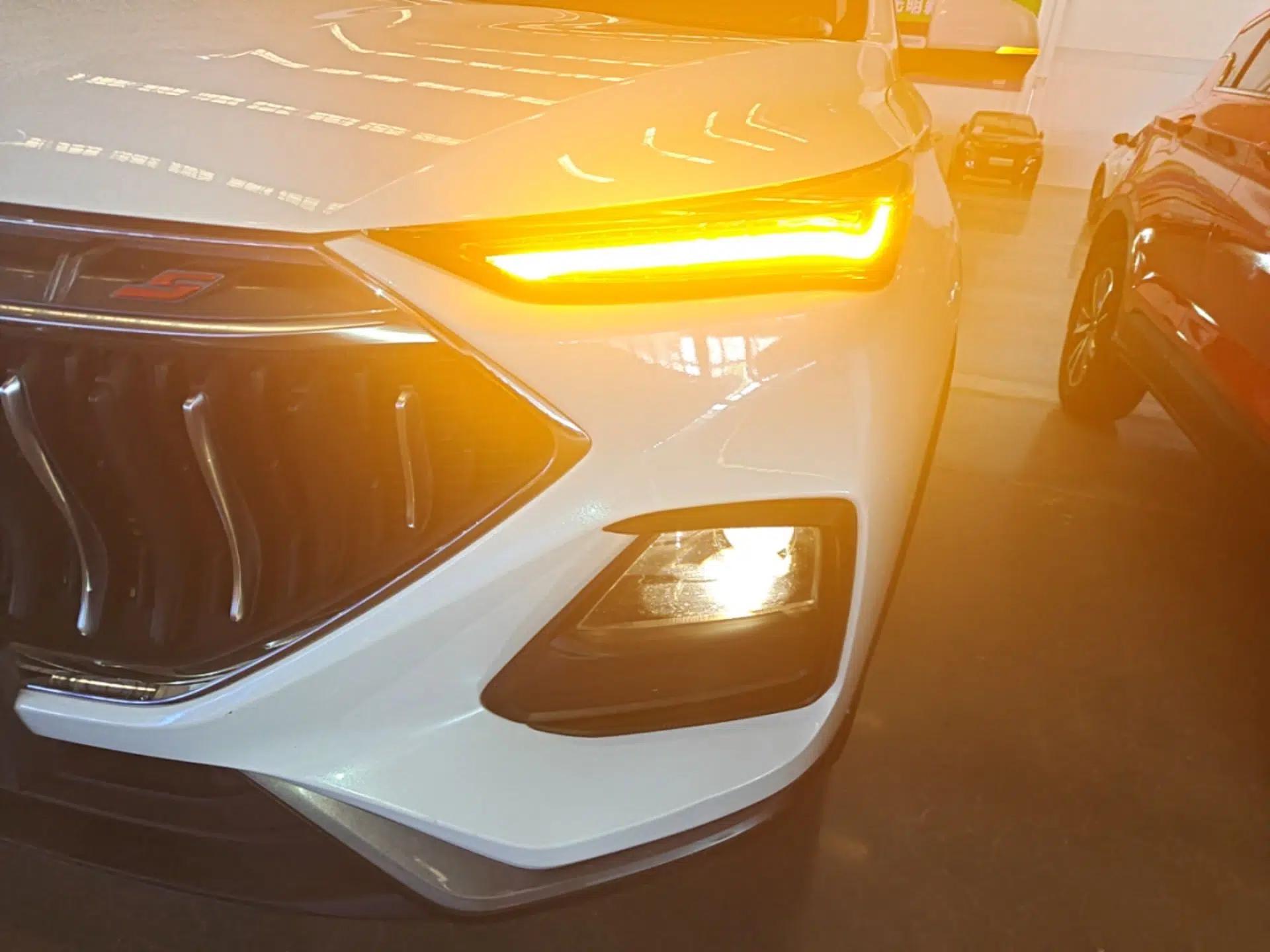 CHANGAN OSHAN X5 2021 1.5T DCT Luxury Edition — миниатюра 8