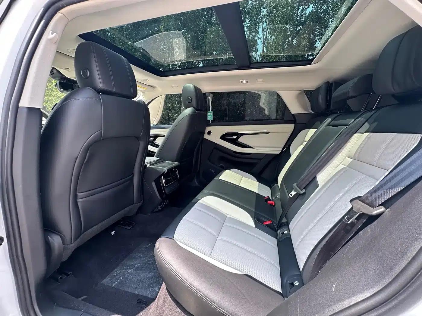 Range Rover Evoque PHEV 2021 Model P300e Luxury Edition — миниатюра 10