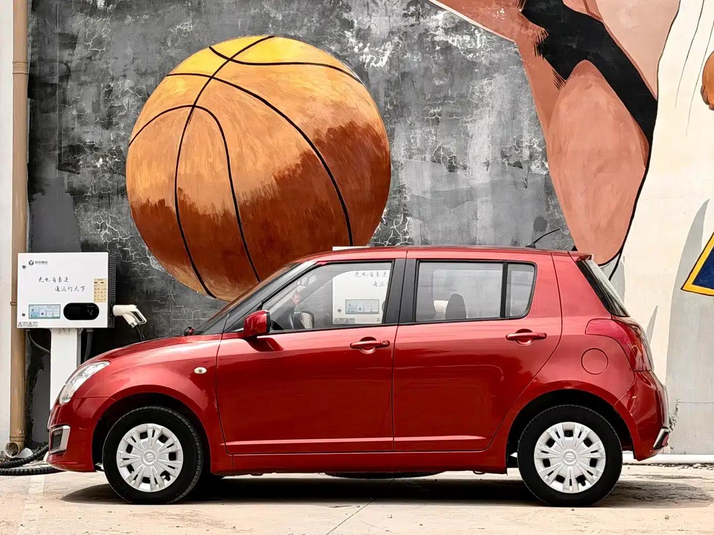2014 Swift 1.3L Manual Standard Edition — миниатюра 3