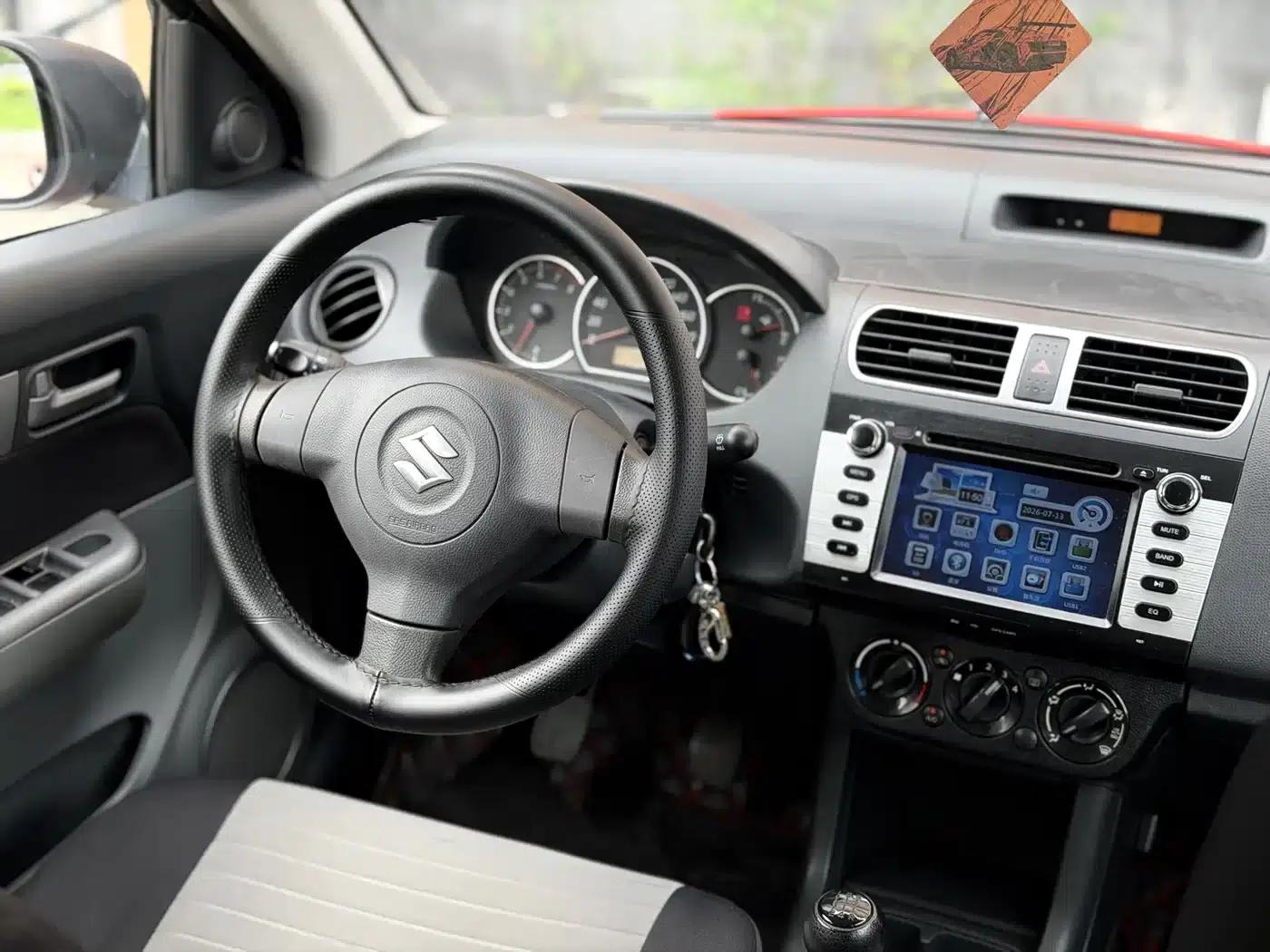 2014 Swift 1.3L Manual Standard Edition — миниатюра 8