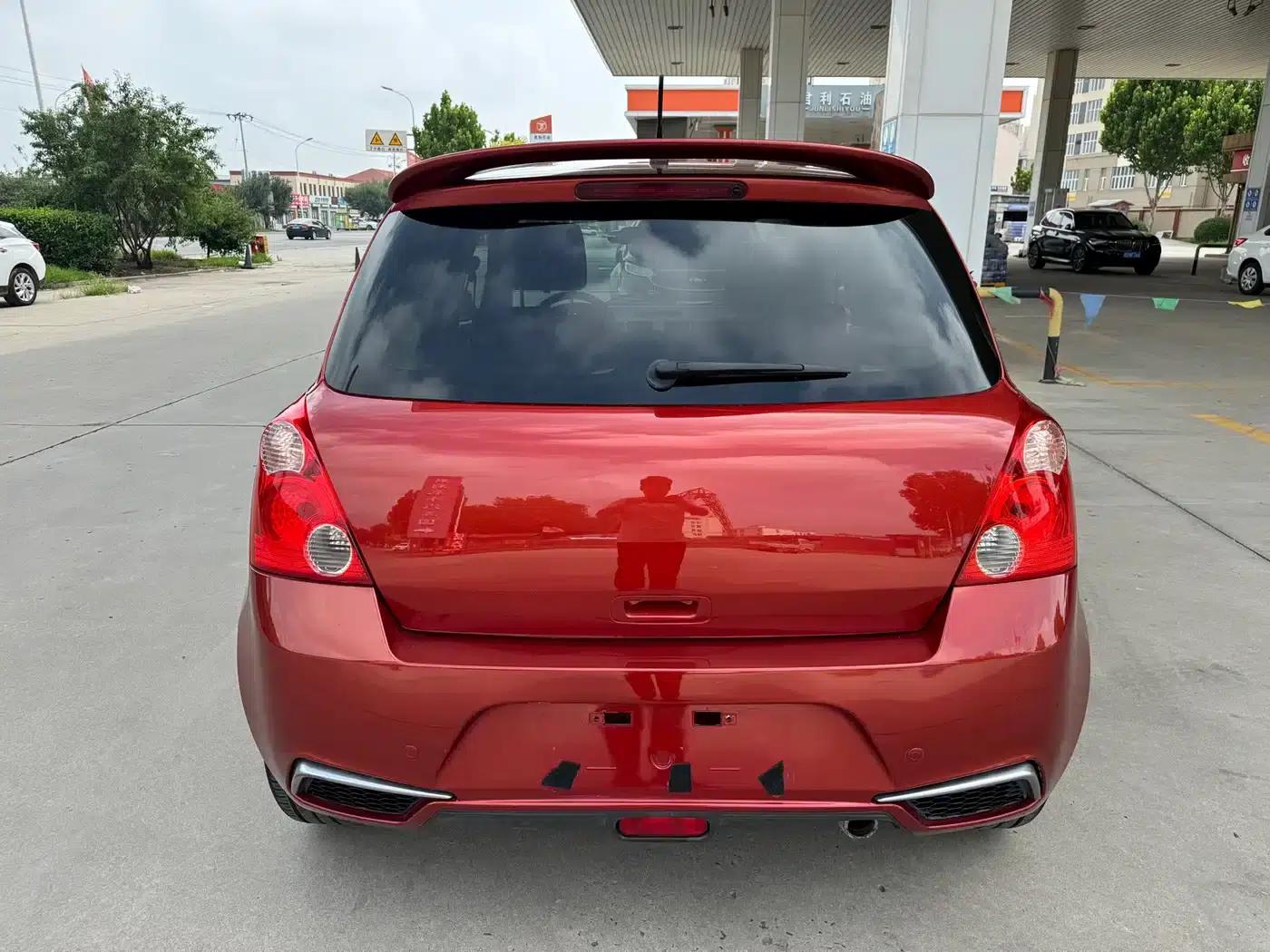2013 Swift 1.5L Automatic Standard Edition — миниатюра 15
