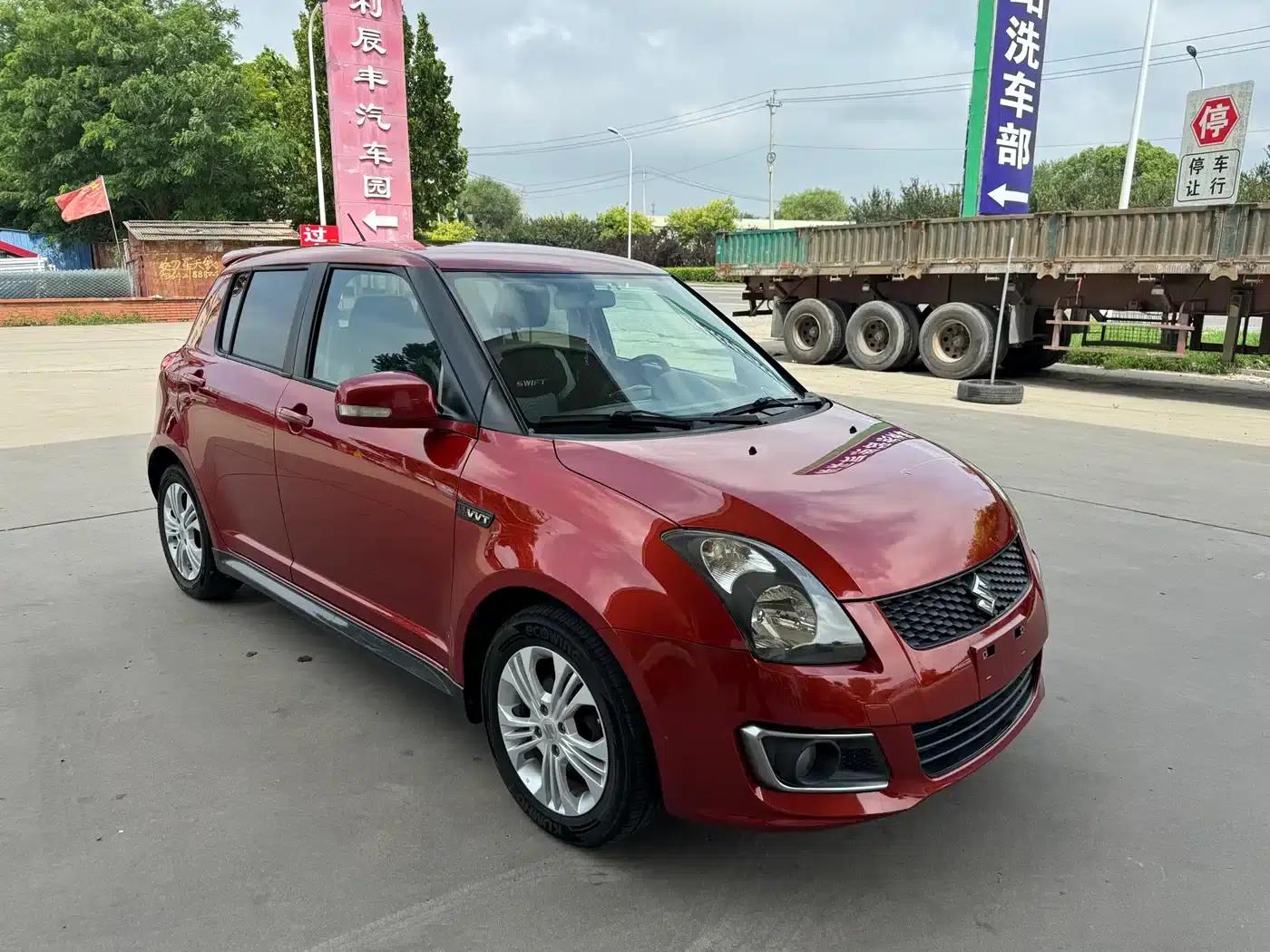 2013 Swift 1.5L Automatic Standard Edition — миниатюра 3
