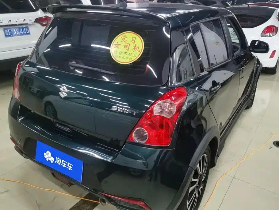 2016 Swift 1.5L Automatic Fashion Cool Play Edition — миниатюра 3
