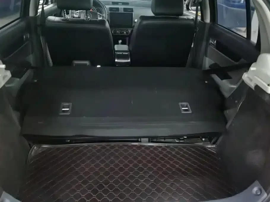 2016 Swift 1.5L Automatic Fashion Cool Play Edition — миниатюра 4