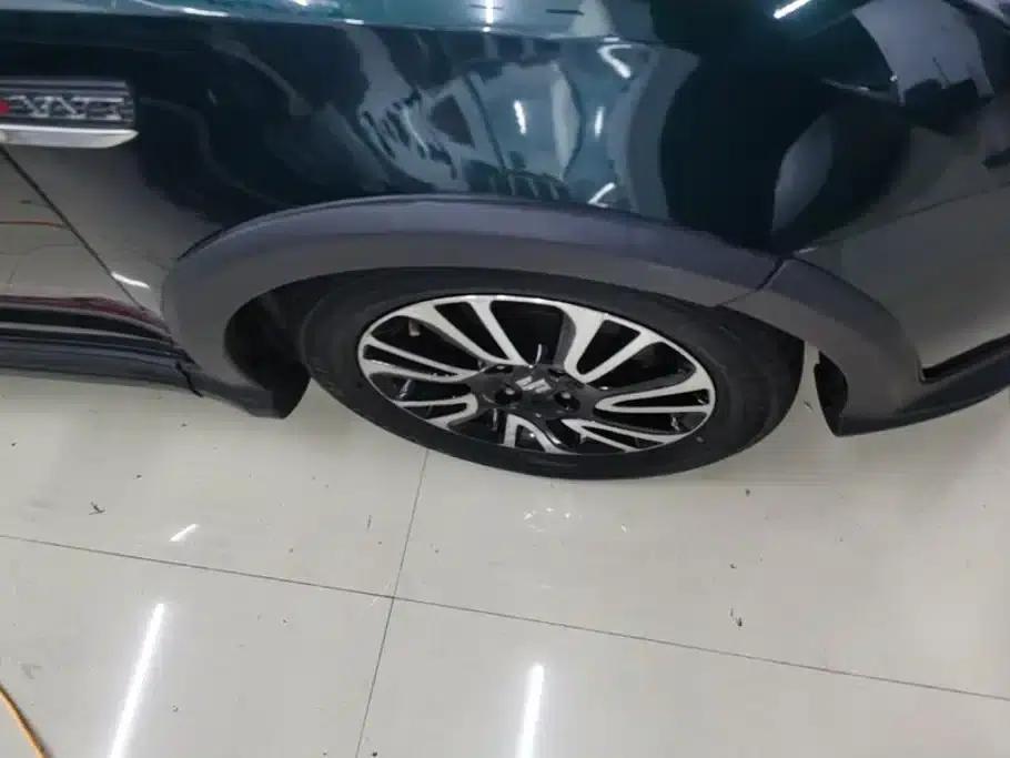 2016 Swift 1.5L Automatic Fashion Cool Play Edition — миниатюра 6
