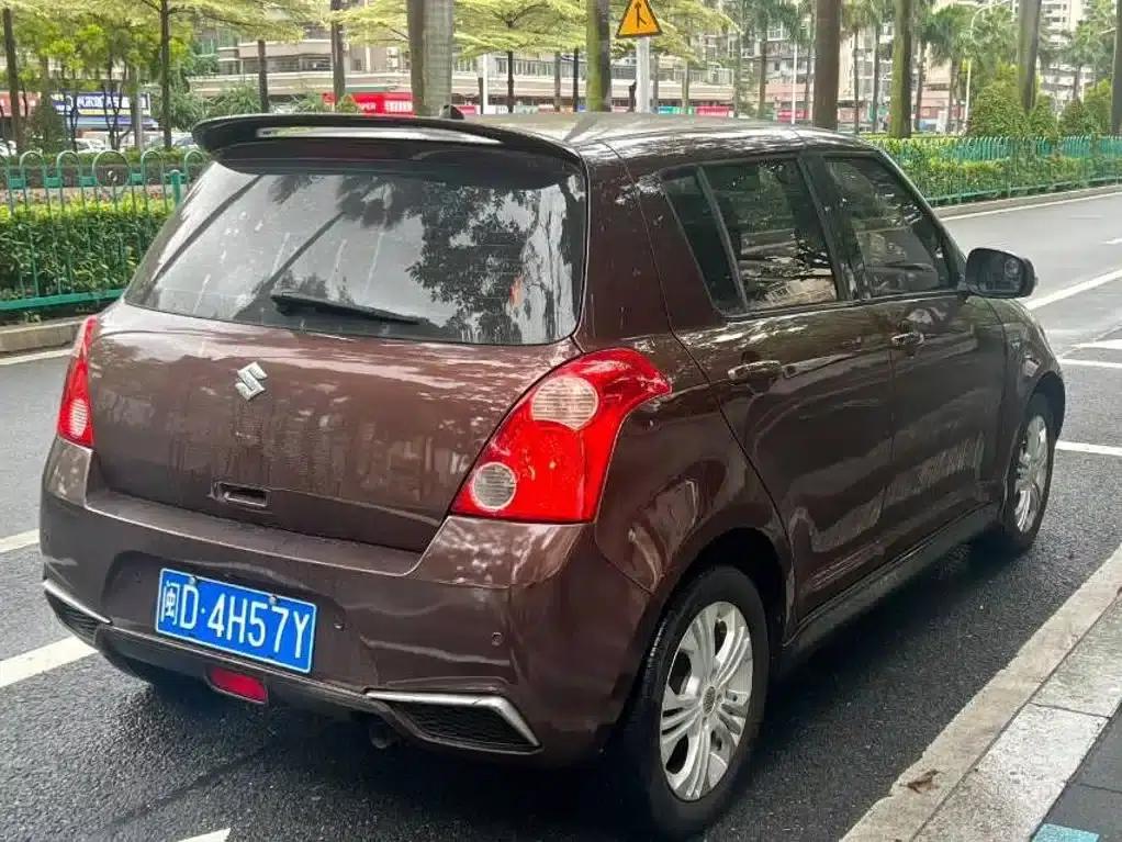 2013 Swift 1.5L Automatic Standard Edition — миниатюра 6