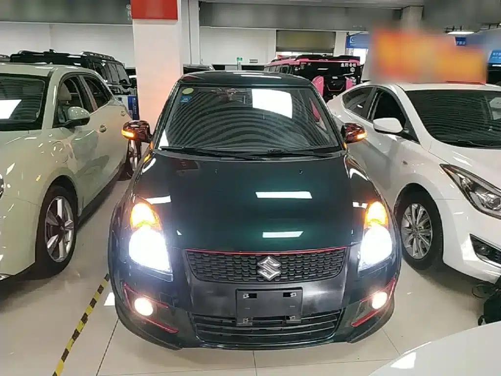 2016 Swift 1.5L Automatic Fashion Cool Play Edition — миниатюра 3