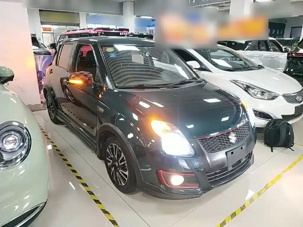 2016 Swift 1.5L Automatic Fashion Cool Play Edition — миниатюра 4