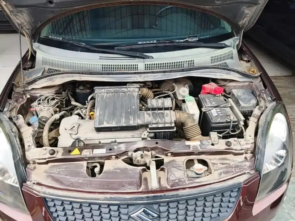 2014 Swift 1.5L Automatic Fashion Edition — миниатюра 20