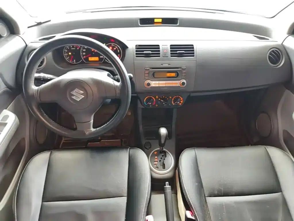2014 Swift 1.5L Automatic Fashion Edition — миниатюра 10