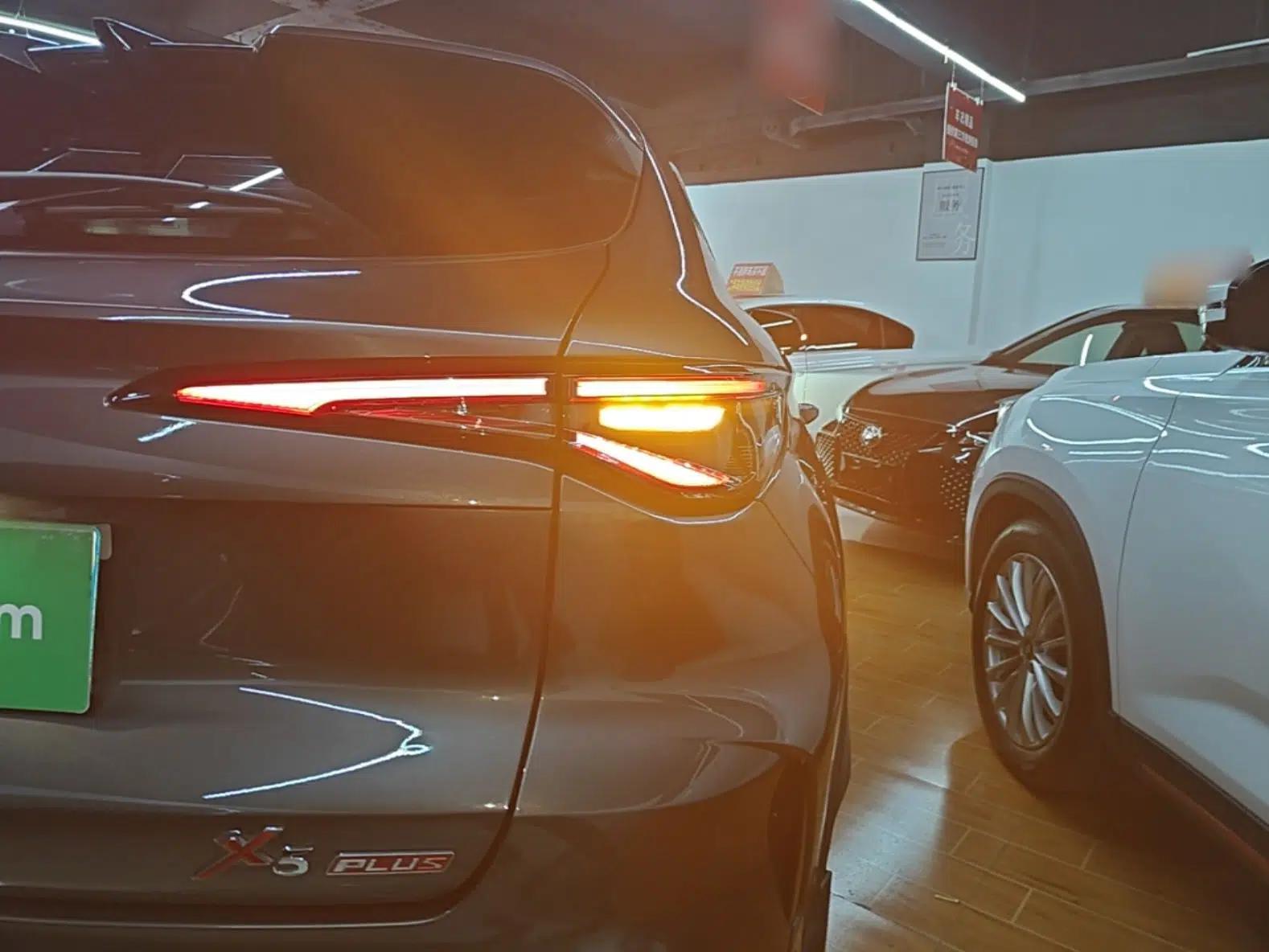 CHANGAN OSHAN X5 PLUS 2023 Revised 1.5T DCT Smart & Fun AI Edition — миниатюра 9