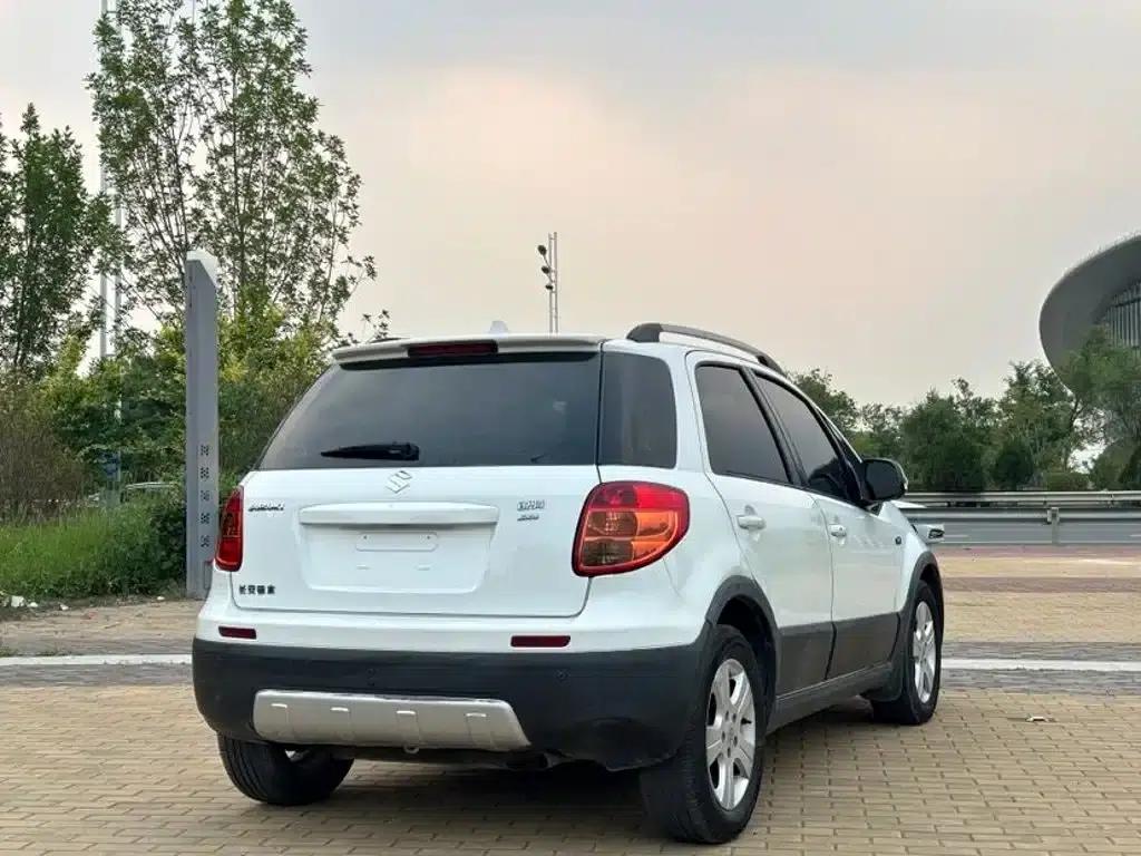 SX4 2012 1.6L Automatic Elite Edition — миниатюра 4