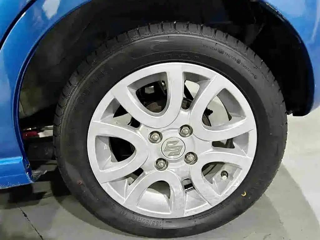 Alto 2013 1.0L Manual Deluxe — миниатюра 11