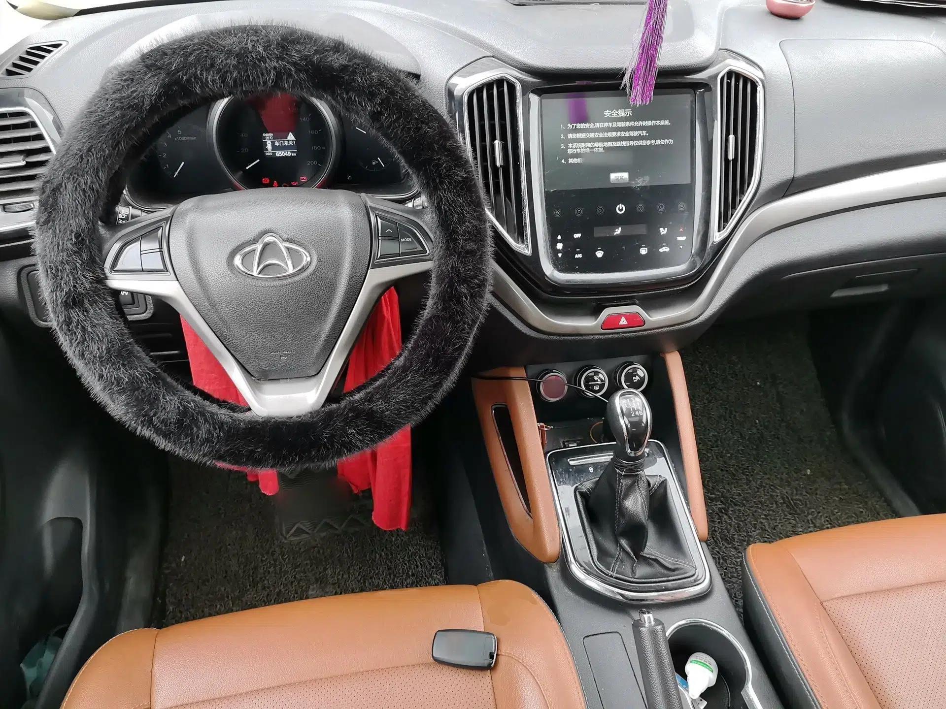 CHANGAN OSHAN CX70 2017 CX70T 1.5T Manual High-Performance Edition — миниатюра 9