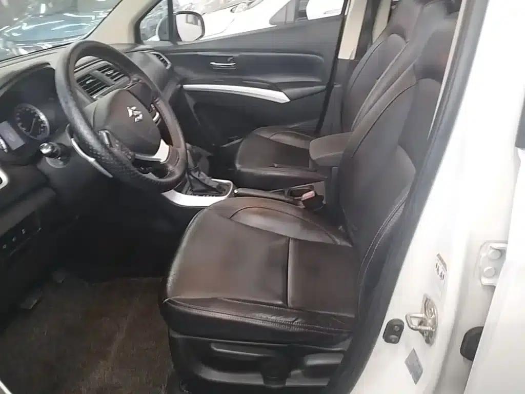 Vitara 2014 1.6L CVT 2WD Elite — миниатюра 15