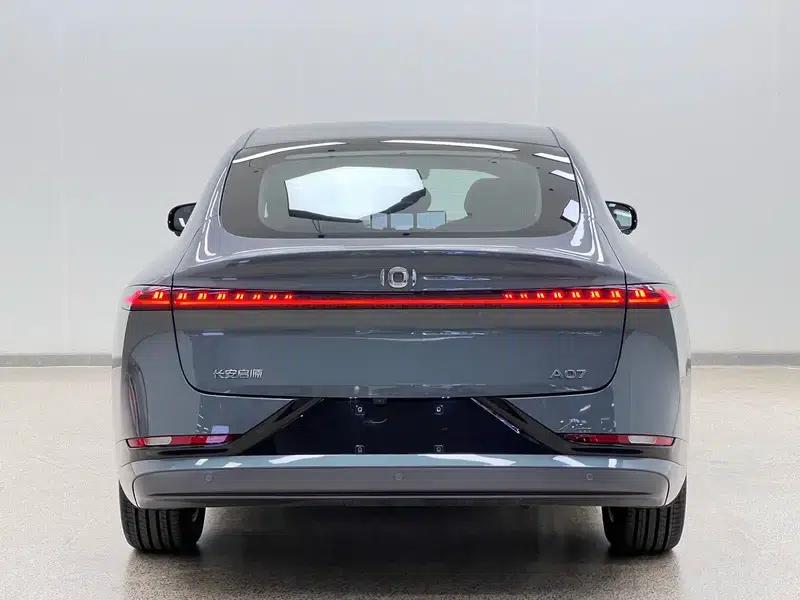 Changan Qiyuan A07 2025 Blue Whale Extended Range 140 Elite — миниатюра 5