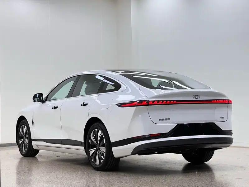 Changan Qiyuan A07 2025 Blue Whale Extended Range 140 Elite — миниатюра 5