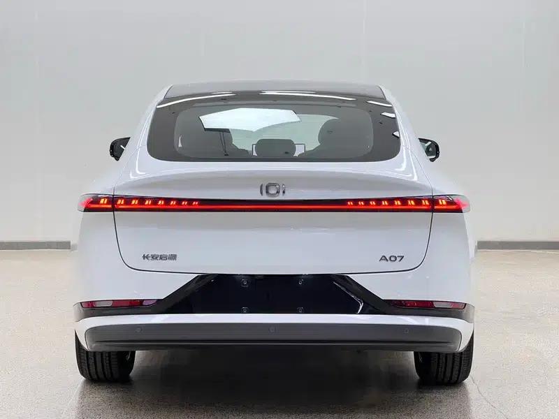 Changan Qiyuan A07 2025 Blue Whale Extended Range 140 Elite — миниатюра 6