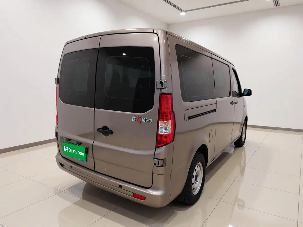 CHANGAN KAICHENG Ruixing M60 2023 1.5L GDI Comfort-Class Passenger Vehicle 6/7 Seats — миниатюра 6