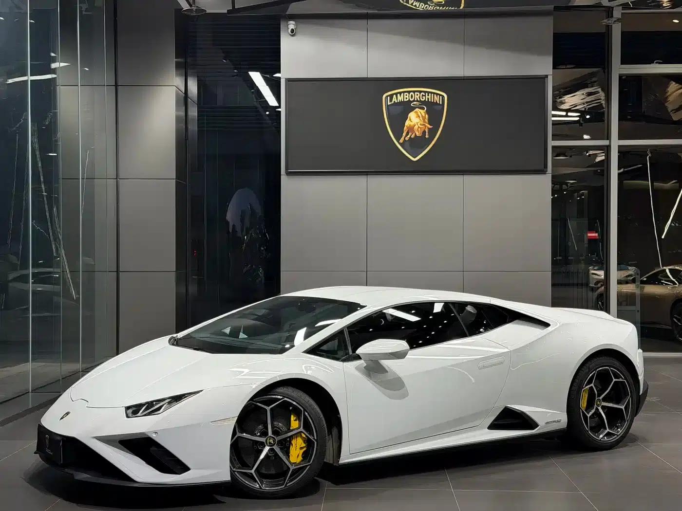 Huracán 2020 Huracán EVO RWD — миниатюра 1