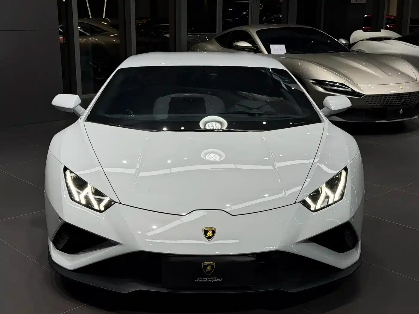 Huracán 2020 Huracán EVO RWD — миниатюра 2