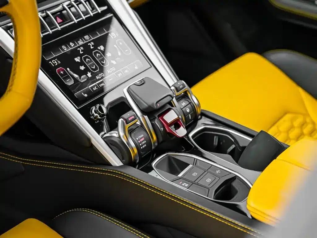 2018 Urus 4.0T V8 — миниатюра 9