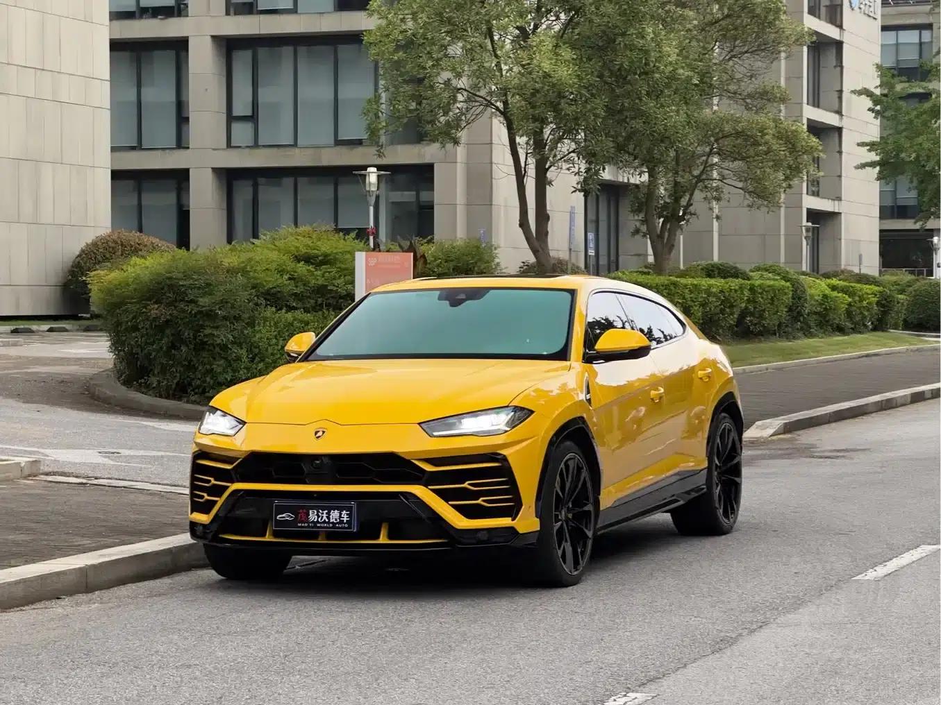 2018 Urus 4.0T V8 — миниатюра 1