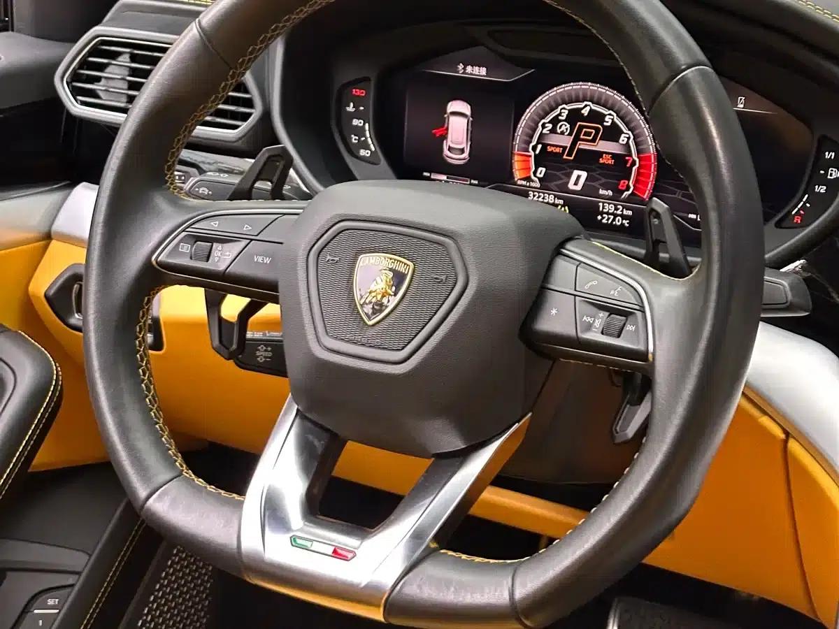 2018 Urus 4.0T V8 — миниатюра 19