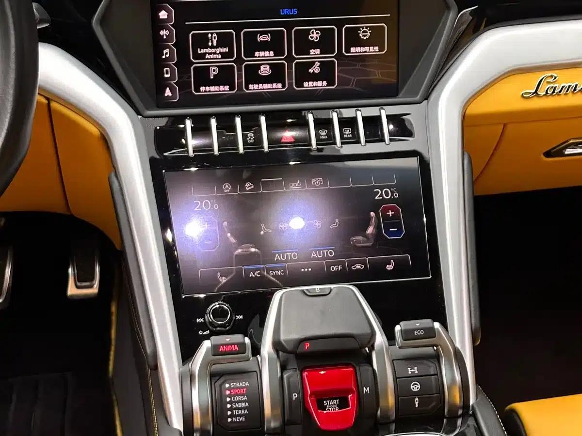 2018 Urus 4.0T V8 — миниатюра 20