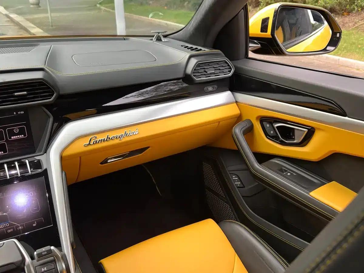 2018 Urus 4.0T V8 — миниатюра 21