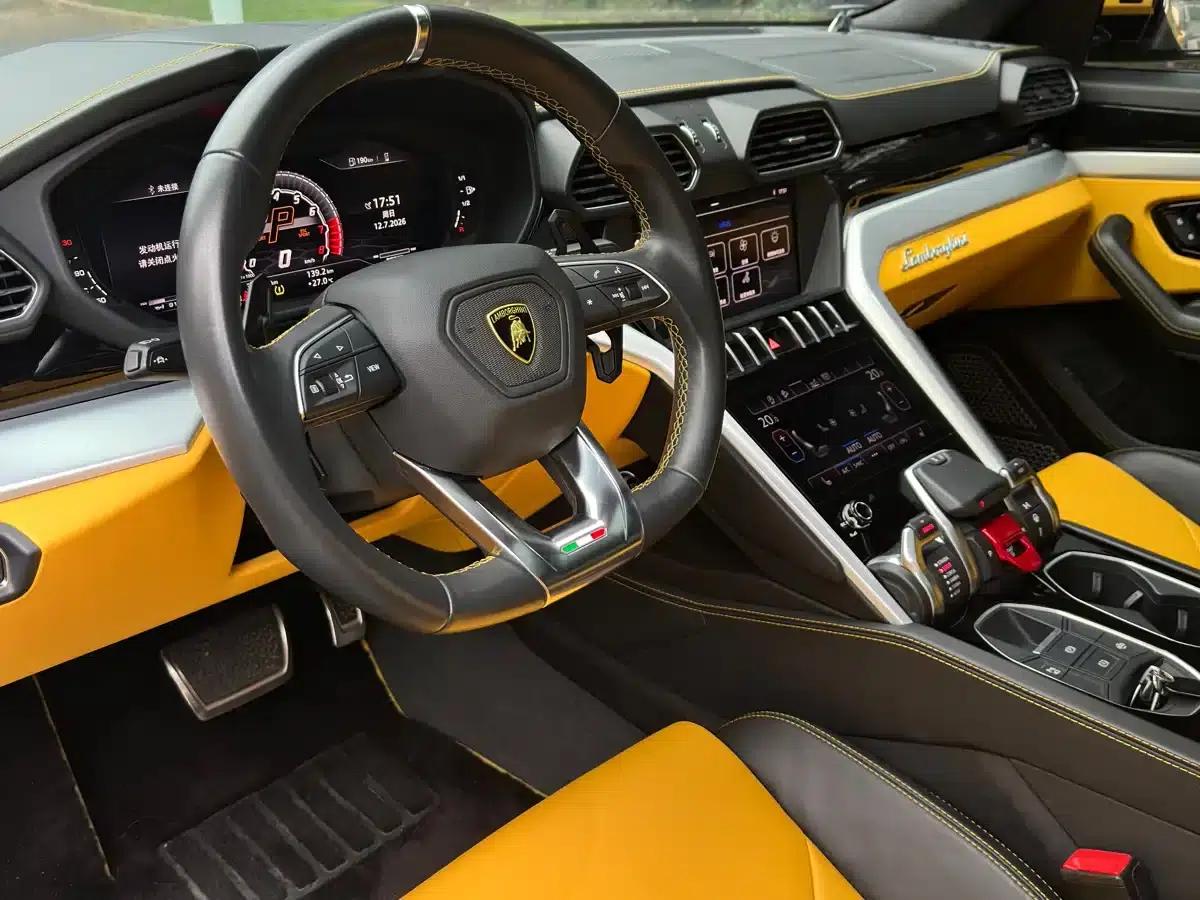 2018 Urus 4.0T V8 — миниатюра 9