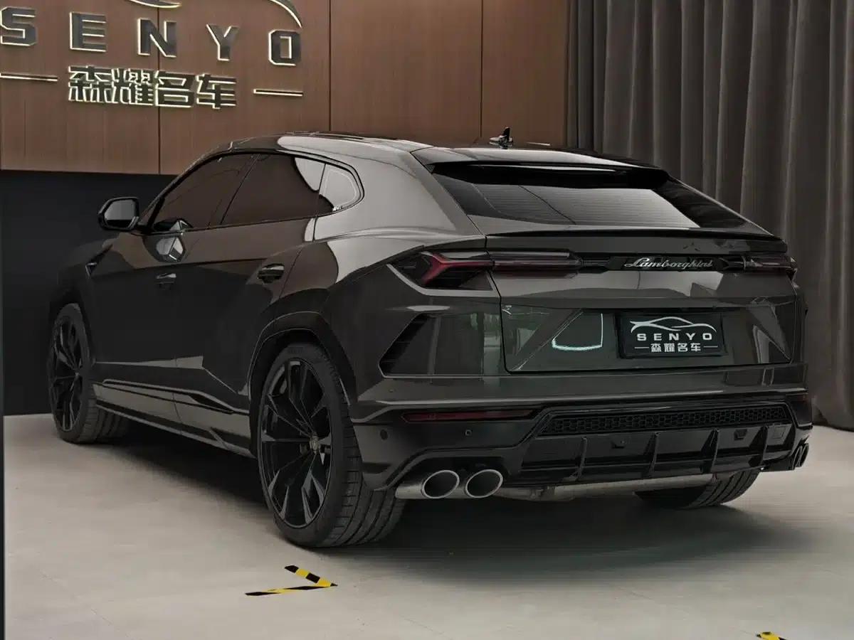 2021 Urus 4.0T V8 — миниатюра 6