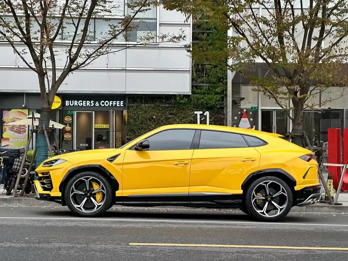 2021 Urus 4.0T V8 — миниатюра 3