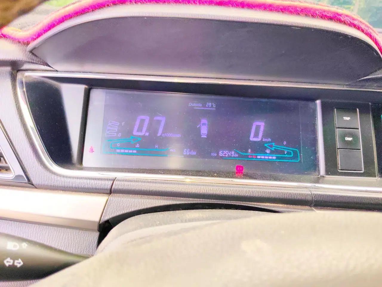 CHANGAN KAICHENG Oushang A600 2016 1.5L Manual Elite 7-Seater — миниатюра 11