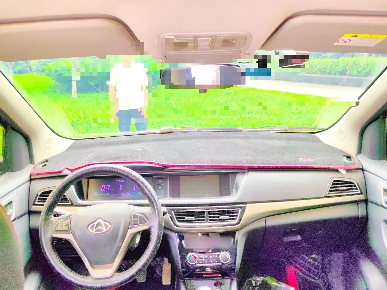 CHANGAN KAICHENG Oushang A600 2016 1.5L Manual Elite 7-Seater — миниатюра 9