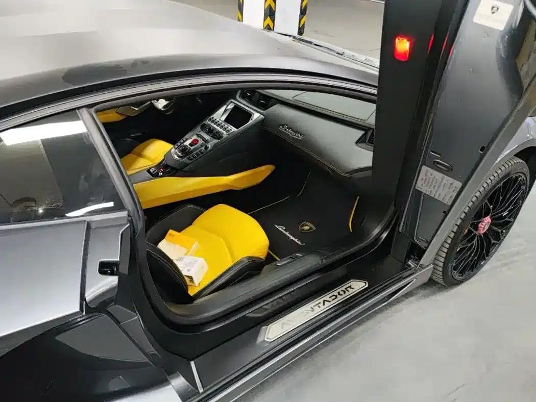 2014 Aventador LP 700-4 Start-Stop Edition — миниатюра 11